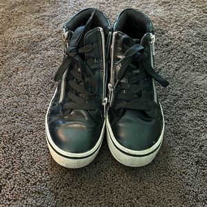 Girls’ black zip up high tops